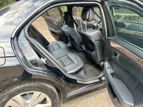 Used 2012 Mercedes-Benz E 350 BlueTEC Sedan image 5