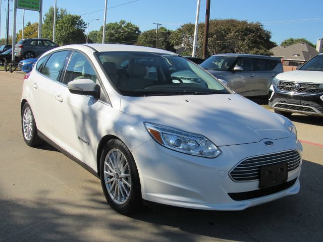 Used 2016 Ford Focus Electric Hatchback FWD image 4