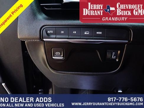 Used 2023 Cadillac Escalade Premium Luxury w/ LPO, Radiant Package AWD/4WD image 17