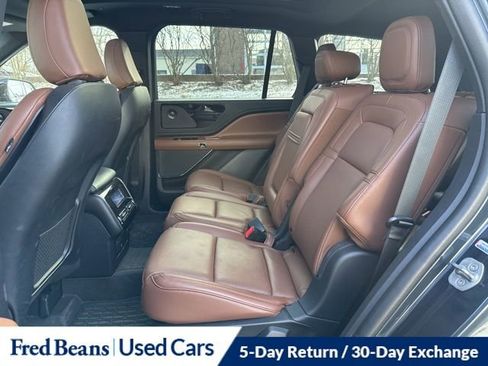 Certified 2023 Lincoln Aviator Reserve w/ Equipment Group 201A image 13