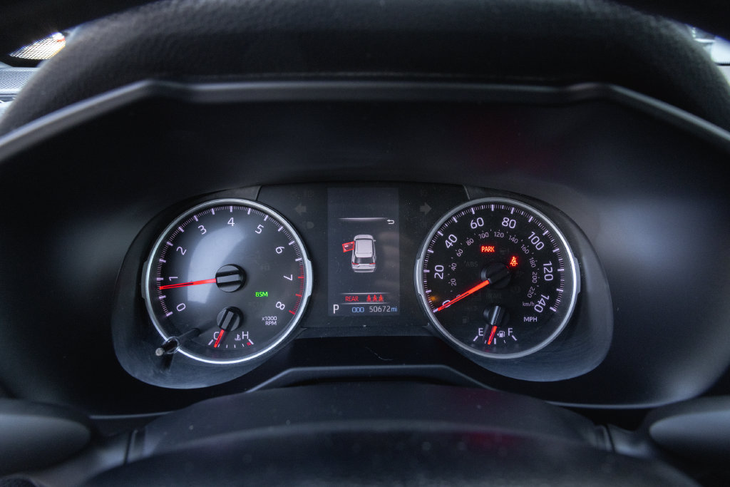 Certified 2021 Toyota RAV4 LE FWD image 15