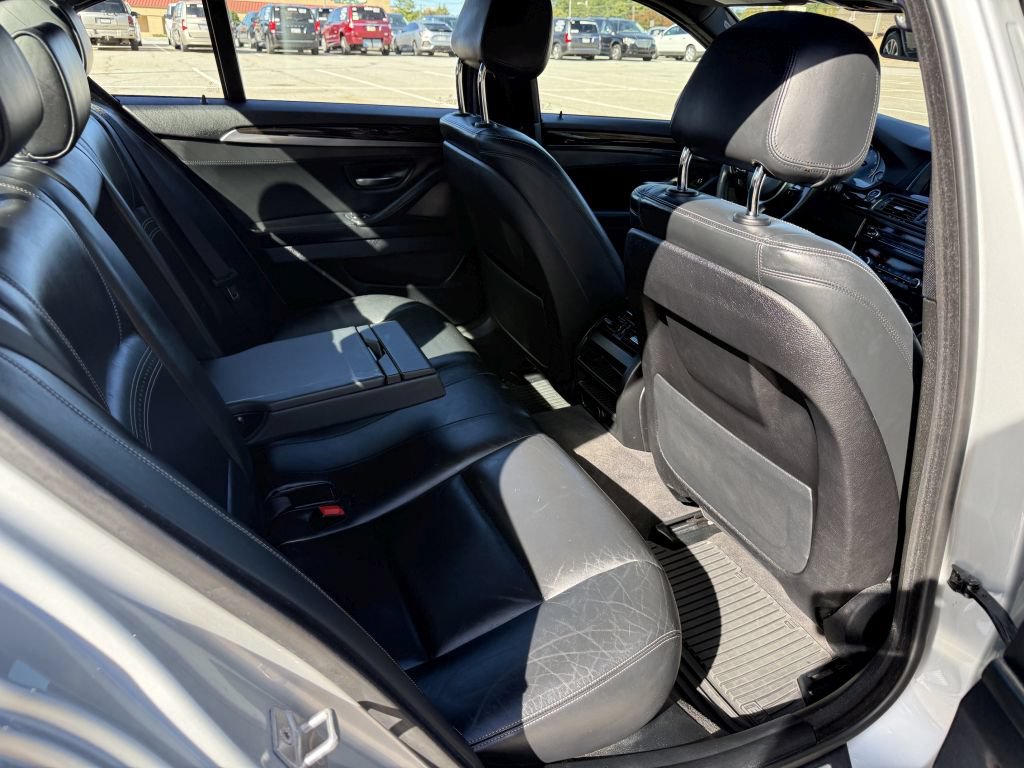 Used 2016 BMW 528i Sedan RWD image 24