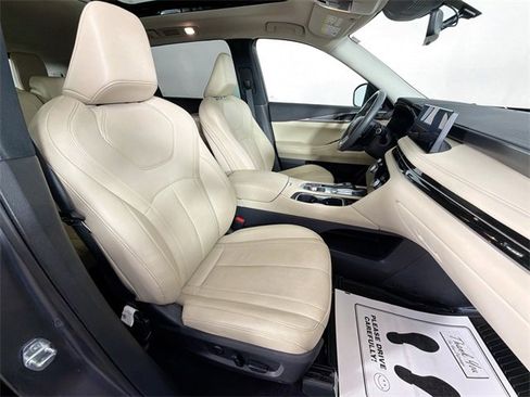 Used 2023 INFINITI QX60 Luxe image 27