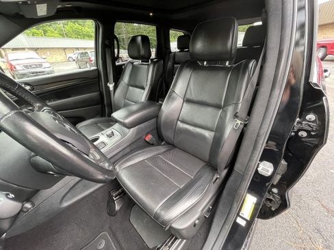 Used 2020 Jeep Grand Cherokee High Altitude AWD/4WD image 10