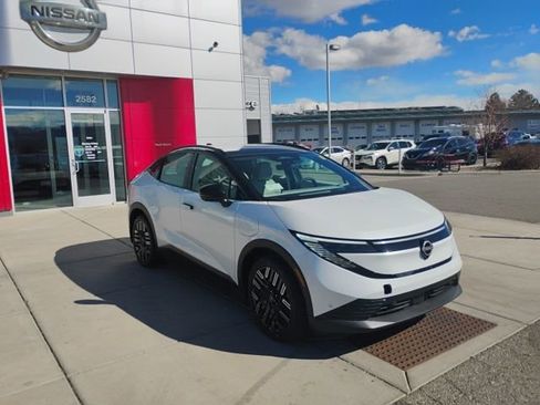 New 2026 Nissan Leaf Platinum+ w/ Cargo Package (Platinum+) image 3