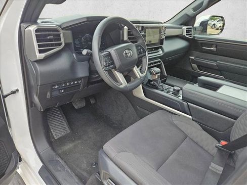 Used 2025 Toyota Sequoia SR5 AWD/4WD image 14
