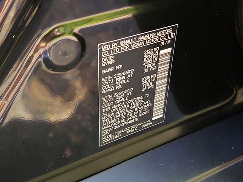 Used 2016 Nissan Rogue SV AWD/4WD image 27