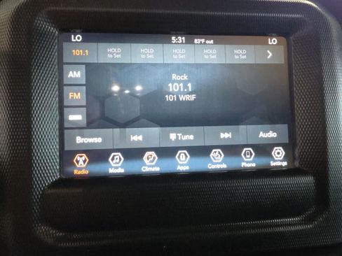 Used 2020 Jeep Wrangler Sport AWD/4WD image 25