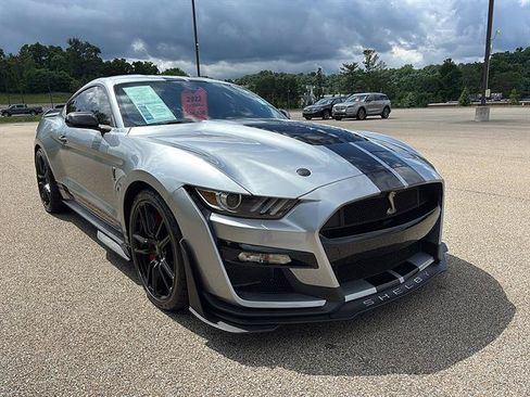 Used 2022 Ford Mustang Shelby GT500 RWD image 6