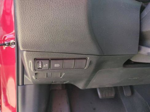 Certified 2023 Toyota Corolla Cross LE FWD image 13