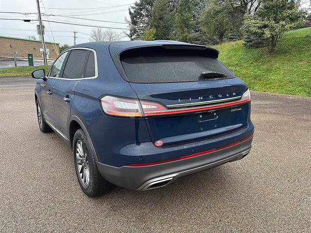 Used 2020 Lincoln Nautilus Reserve w/ Cargo Utility Package AWD/4WD image 2