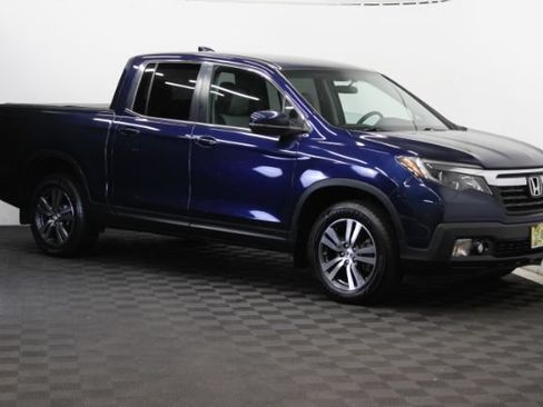 Used 2017 Honda Ridgeline RTS image 1