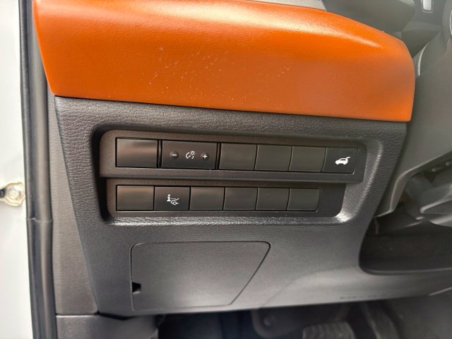 Used 2024 Mitsubishi Outlander SEL AWD/4WD image 23