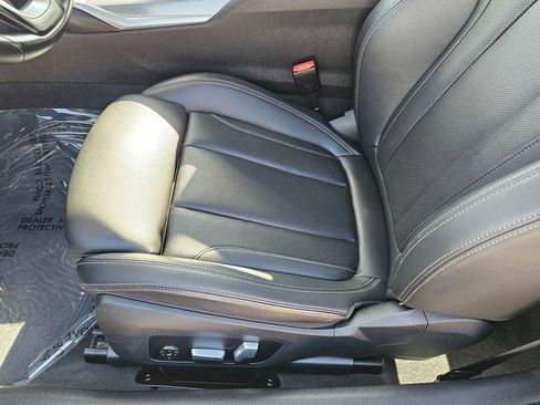 Used 2024 BMW 430i Convertible image 18