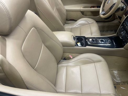 Used 2013 Jaguar XK Convertible RWD image 21