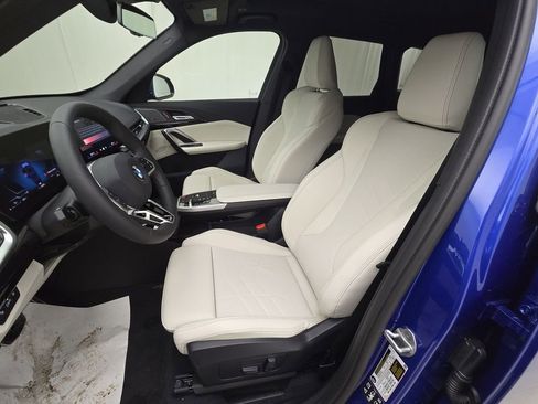 New 2026 BMW X1 xDrive28i w/ M Sport Package AWD/4WD image 12