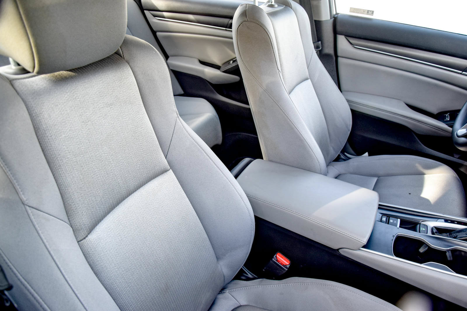 Used 2018 Honda Accord LX image 21