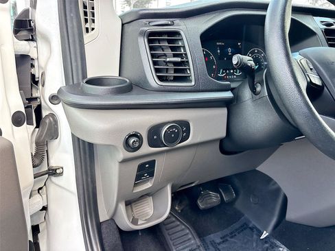 Used 2024 Ford Transit 350 XLT RWD image 11