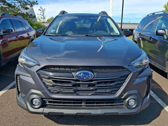 Used 2023 Subaru Outback Onyx Edition AWD/4WD image 2