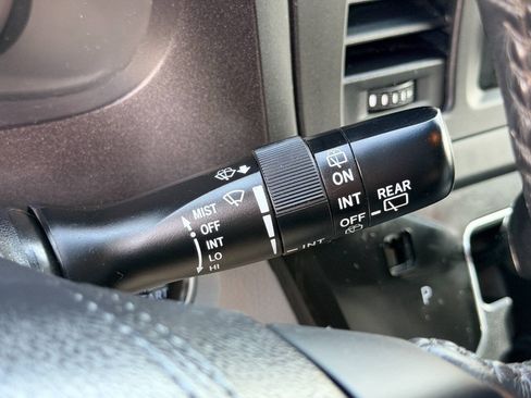 Used 2016 Toyota Sienna XLE Premium AWD/4WD image 38