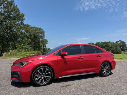 Used 2020 Toyota Corolla SE FWD image 1