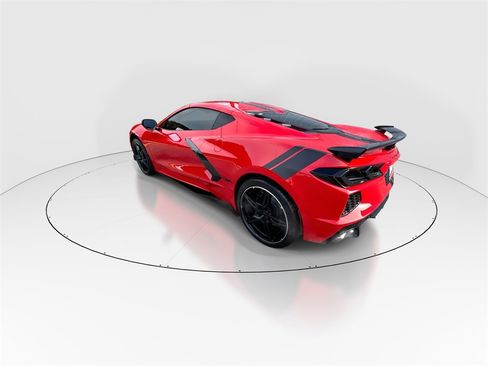 Used 2025 Chevrolet Corvette Stingray Premium Cpe w/ Z51 Performance Package image 6