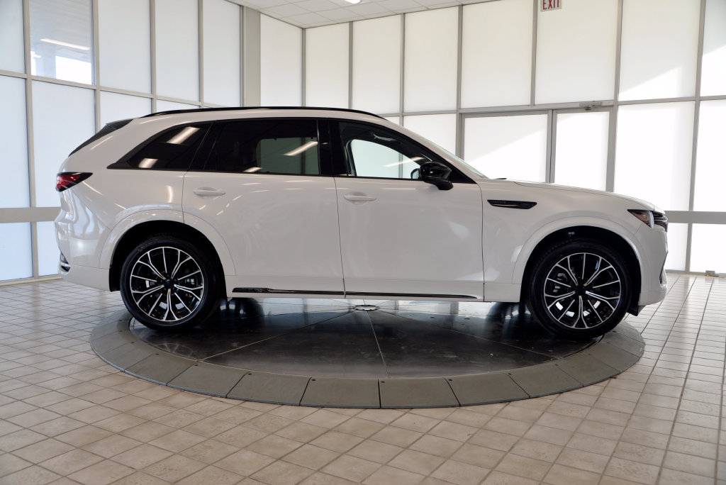 Certified 2026 MAZDA CX-70 3.3 Turbo S w/ Premium Package AWD/4WD image 9