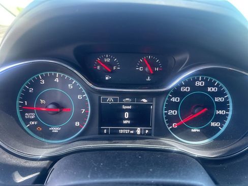 Used 2017 Chevrolet Cruze LT FWD image 4