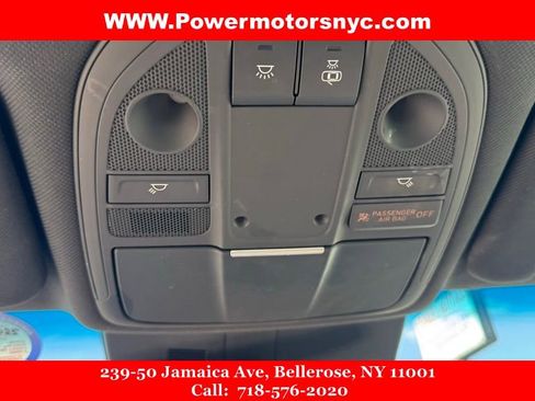 Used 2023 Genesis G70 2.0T image 40