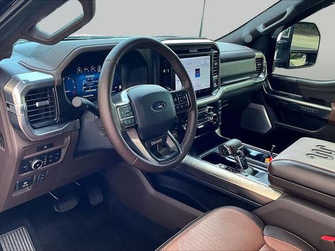 Used 2025 Ford F150 King Ranch w/ FX4 Off-Road Package AWD/4WD image 18