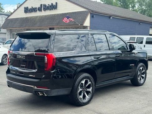 Used 2025 GMC Yukon AT4 Ultimate AWD/4WD image 19
