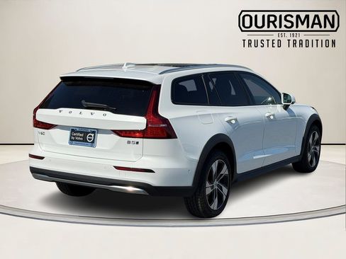 Used 2024 Volvo V60 B5 Cross Country Plus AWD/4WD image 5
