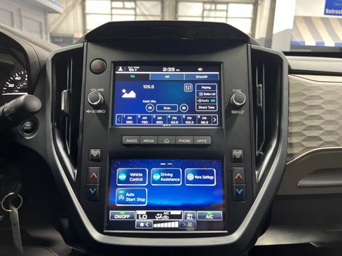 Certified 2025 Subaru Forester AWD/4WD image 29