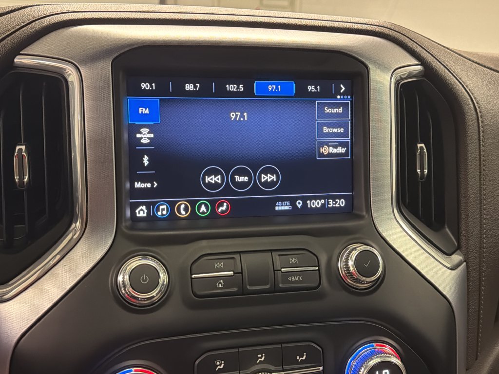Used 2019 GMC Sierra 1500 SLT w/ SLT Premium Plus Package AWD/4WD image 40