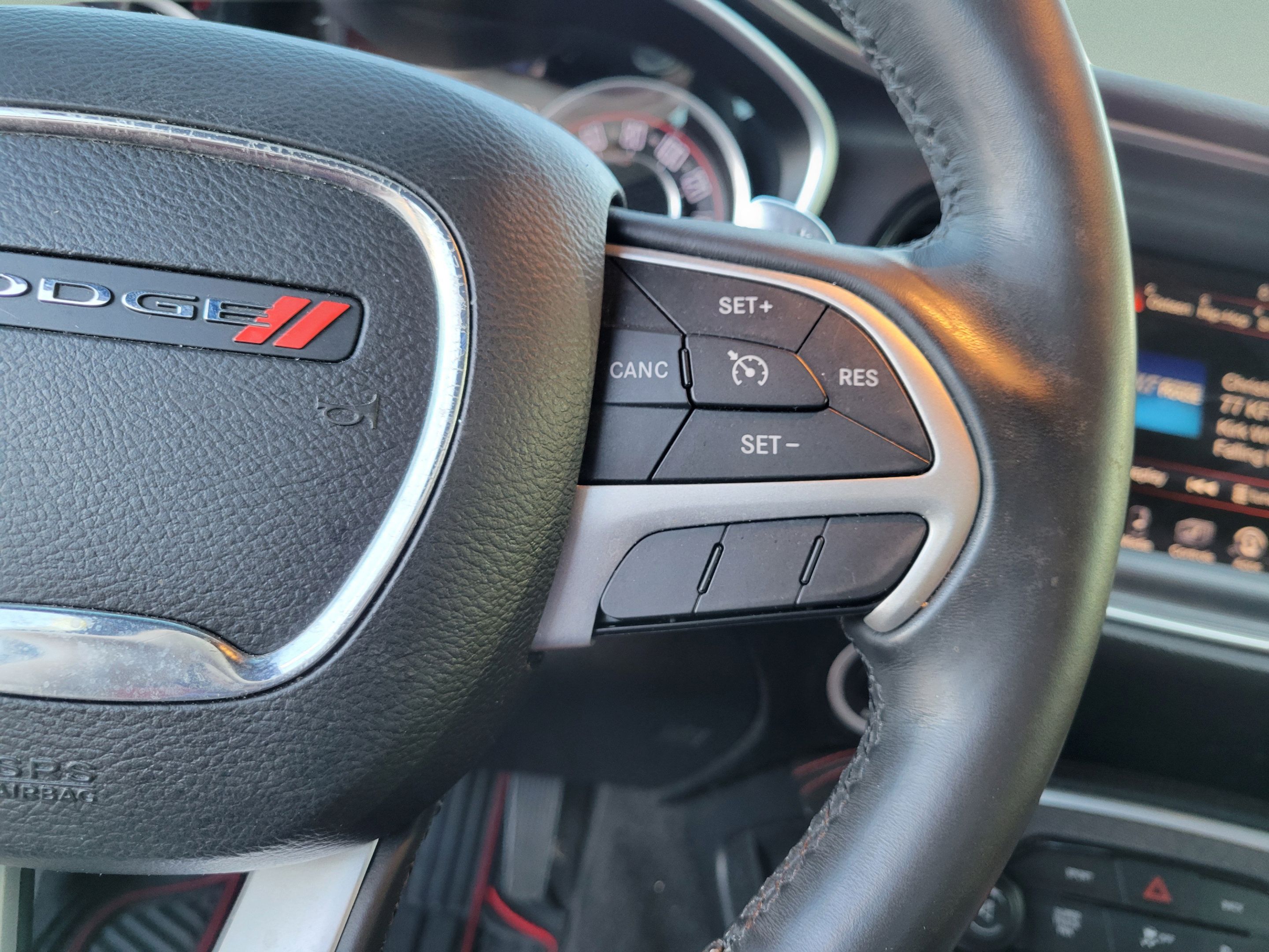 Used 2015 Dodge Challenger R/T Plus RWD image 22