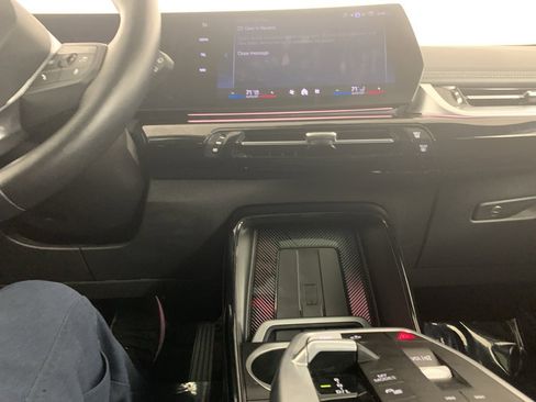 Used 2024 BMW X1 xDrive28i image 11