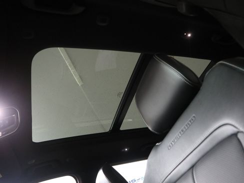 New 2025 Jeep Grand Cherokee L Overland image 38