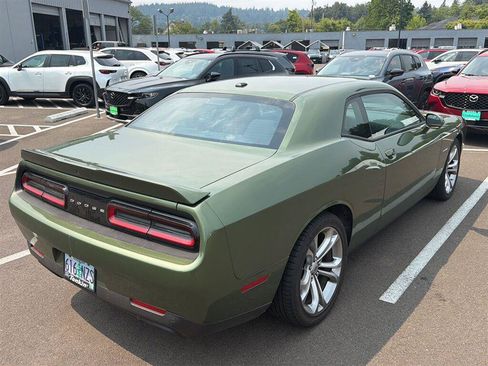 Used 2022 Dodge Challenger R/T RWD image 16