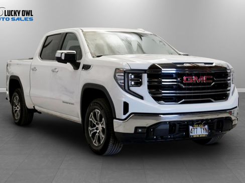 Used 2026 GMC Sierra 1500 SLT AWD/4WD image 2