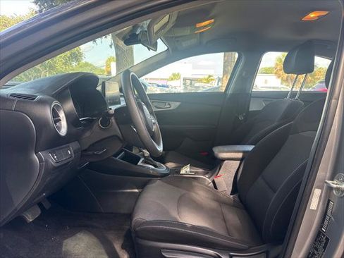 Used 2023 Kia Forte LXS FWD image 12