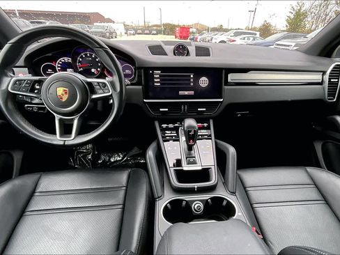 Used 2023 Porsche Cayenne image 28