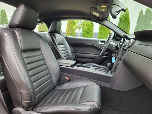 Used 2007 Ford Mustang GT Premium RWD image 8