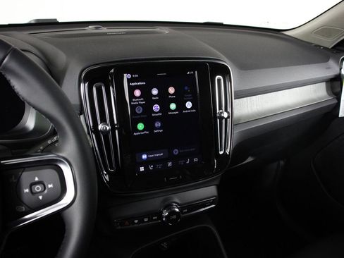 New 2026 Volvo XC40 B5 Ultra w/ Climate Package AWD/4WD image 6