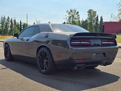 Used 2021 Dodge Challenger R/T Scat Pack w/ Dynamics Package RWD image 3