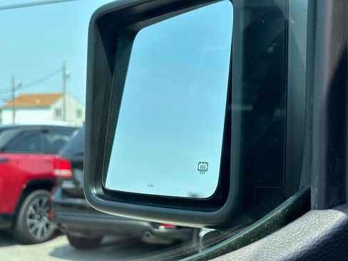 Used 2022 Jeep Gladiator Mojave w/ Cold Weather Group AWD/4WD image 29