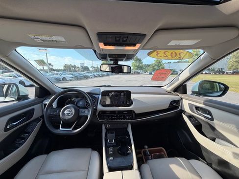 Certified 2023 Nissan Rogue SL w/ SL Premium Package FWD image 27