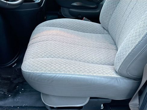 Used 2023 Chevrolet Express 3500 w/ Power Convenience Package image 17