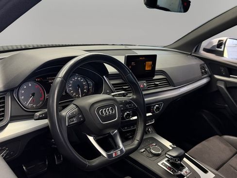 Used 2020 Audi SQ5 Premium w/ Convenience Package AWD/4WD image 16