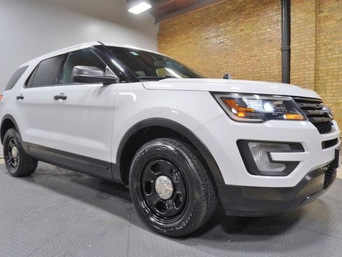 Used 2018 Ford Explorer 4WD Police Interceptor w/ Ready For The Road Package image 6