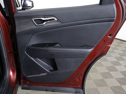 Used 2024 Kia Sportage X-Line w/ X-Line Premium Package image 28